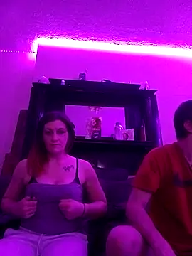 Snapshot of shawnbang614 chatting on 02/14/25, 11:53 shawnbang614 online show from 02/14/25, 11:53