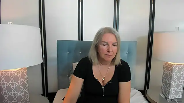 EricaTop online show from 01/11/25, 09:15