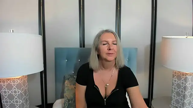 EricaTop online show from 02/13/25, 09:17