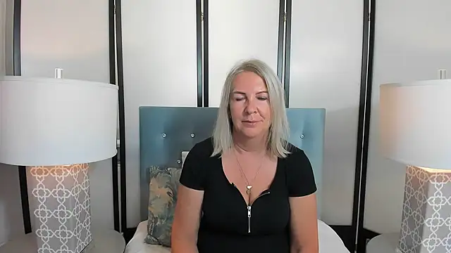 EricaTop online show from 03/22/25, 06:00