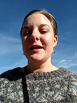 SwedishJennifer online show from 04/01/26, 01:23