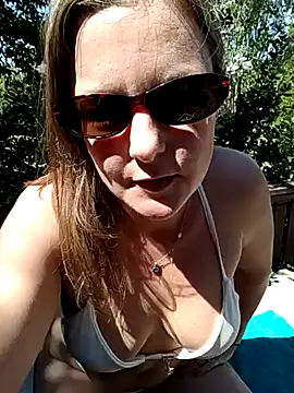 Snapshot of SwedishJennifer chatting on 05/29/26, 11:08 SwedishJennifer online show from 05/29/26, 11:08
