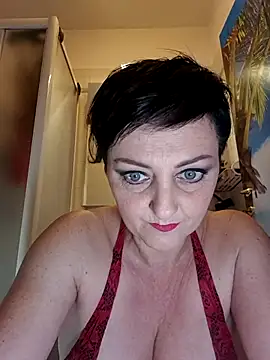 lucillabollente online show from 04/16/26, 04:13