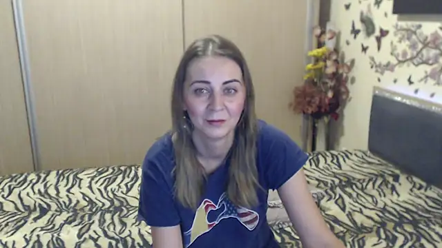 Snapshot of MirabelaSweet chatting on 02/26/26, 12:59 MirabelaSweet online show from 02/26/26, 12:59