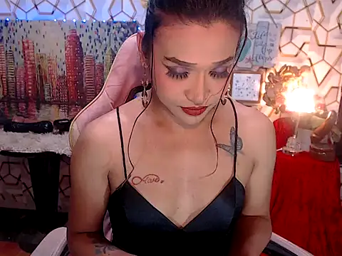 Snapshot of AsianMariaTs chatting on 04/30/26, 02:12 AsianMariaTs online show from 04/30/26, 02:12