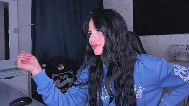 Lisegg  online show from 01/08/25, 06:31