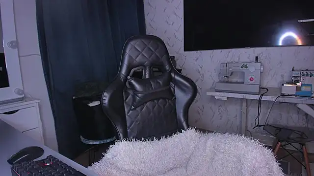 Lisegg  online show from 02/03/25, 11:31