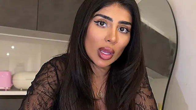 ArabicBarbie online show from 11/30/25, 11:09