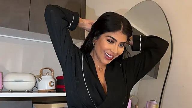 ArabicBarbie online show from 12/22/25, 10:51