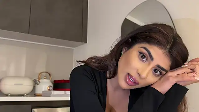 ArabicBarbie online show from 02/16/26, 10:28