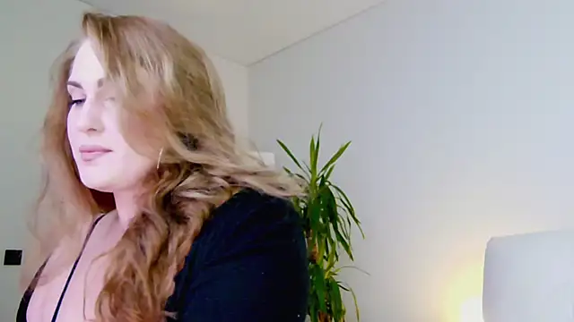 Sinful Eyes online show from 04/01/26, 02:23