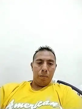 Snapshot of desnudo_Sexoxo chatting on 11/12/25, 07:46 desnudo Sexoxo online show from 11/12/25, 07:46