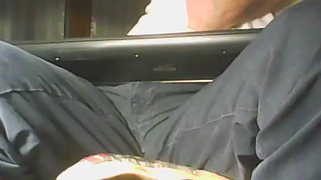 Snapshot of Moro_ra chatting on 09/11/25, 06:52 Moro ra online show from 09/11/25, 06:52