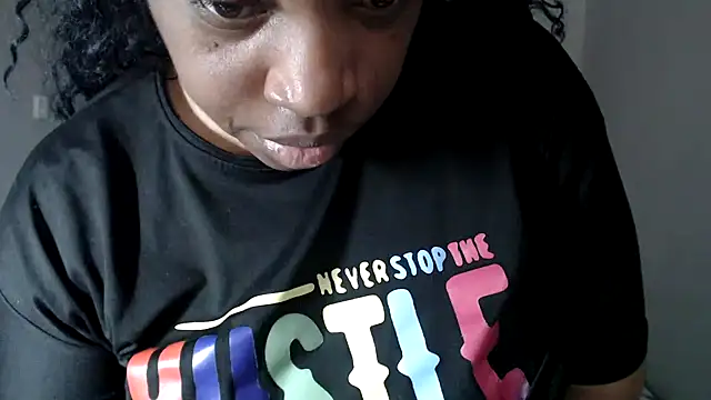 Sexymona1218 online show from 09/20/25, 05:58