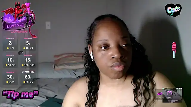 Sexymona1218 online show from 10/30/25, 11:16