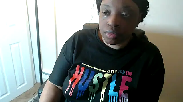 Sexymona1218 online show from 05/14/26, 08:32