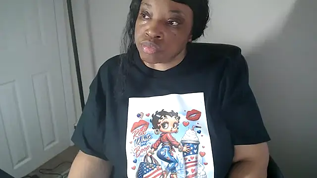 Sexymona1218 online show from 05/25/26, 01:39