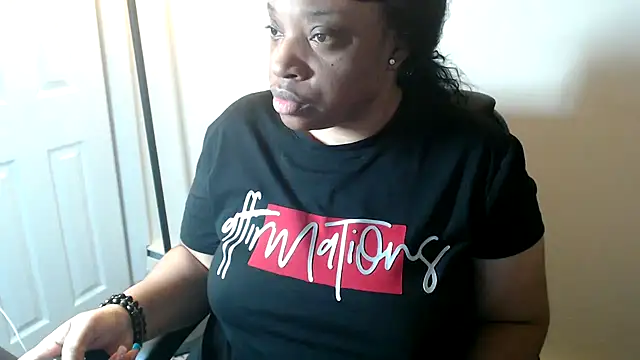 Sexymona1218 online show from 06/04/26, 04:18