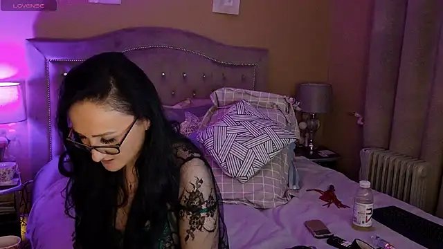 lara heaven online show from 01/19/25, 03:42