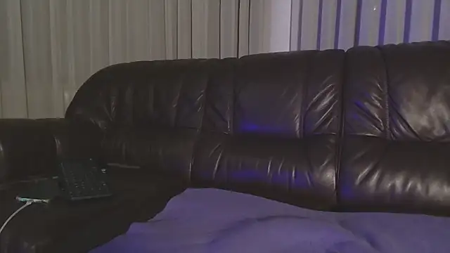 DeesseLuxure online show from 02/11/25, 10:15