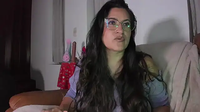 DeesseLuxure online show from 11/12/25, 03:29