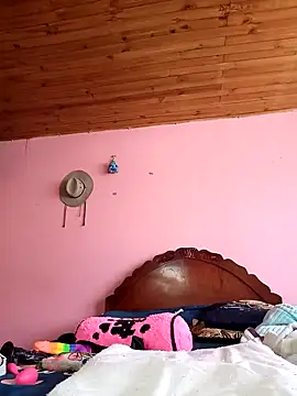 Snapshot of Yeka_Montes chatting on 01/18/25, 08:09 Yeka Montes online show from 01/18/25, 08:09