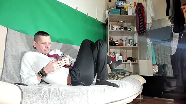 Snapshot of viraglaci18@xh chatting on 03/03/26, 04:02 viraglaci18xh online show from 03/03/26, 04:02