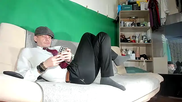 Snapshot of viraglaci18@xh chatting on 03/04/26, 03:40 viraglaci18xh online show from 03/04/26, 03:40