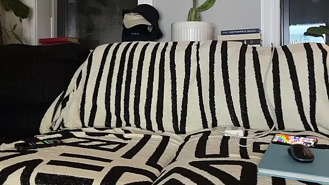 bestofdoseswirls online show from 03/22/26, 03:32