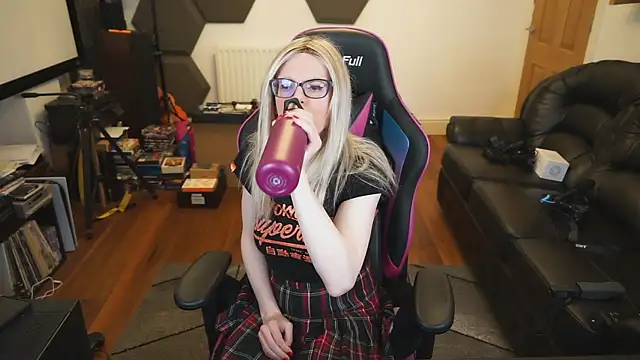 KelseyCobalt online show from 12/12/24, 09:48