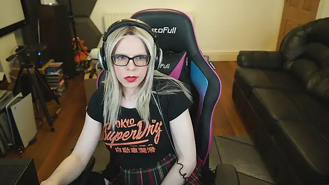 KelseyCobalt online show from 02/25/25, 09:35