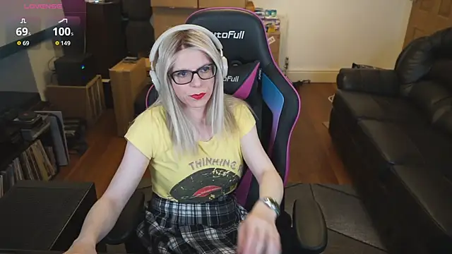 KelseyCobalt online show from 12/19/25, 09:44