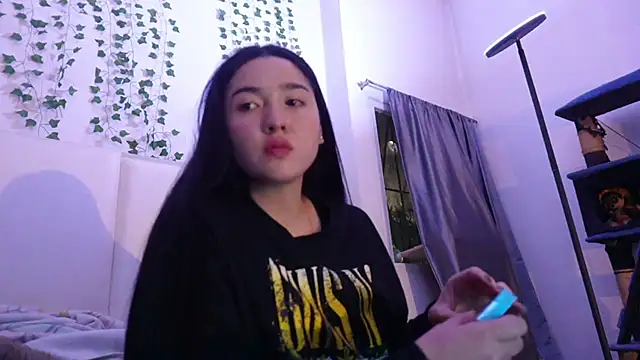 megaaann online show from 12/17/25, 06:30