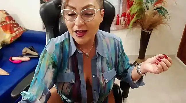 Tamara Luaren online show from 12/21/24, 12:31