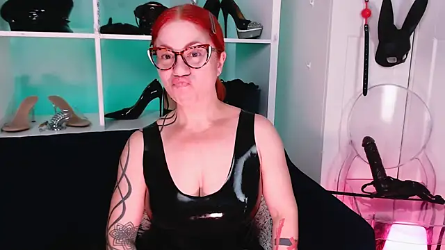 Ella  Kross online show from 03/15/25, 09:30