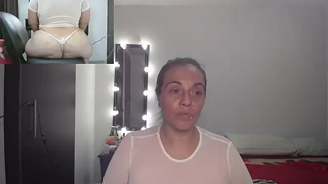 zoe hotxxx online show from 10/06/25, 12:08