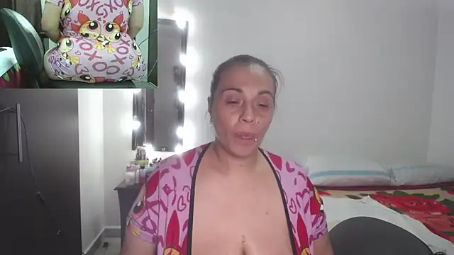 zoe hotxxx online show from 10/22/25, 02:45