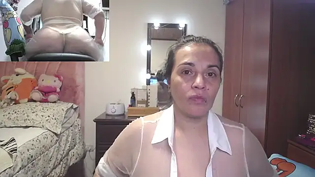 zoe hotxxx online show from 03/23/26, 01:48