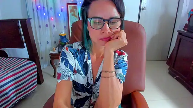 Snapshot of BrianaGarner chatting on 02/19/26, 05:20 BrianaGarner online show from 02/19/26, 05:20