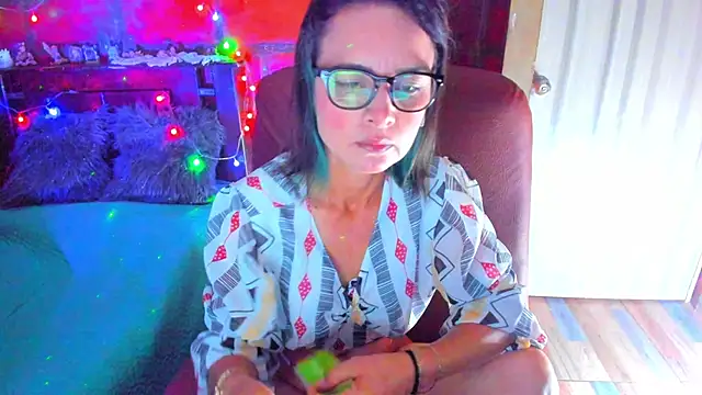 Snapshot of BrianaGarner chatting on 03/03/26, 06:52 BrianaGarner online show from 03/03/26, 06:52