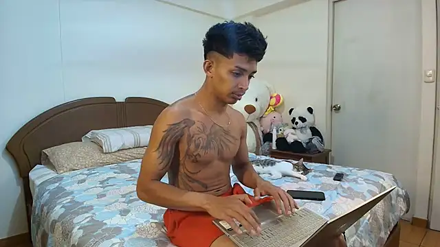  dannyaldana  online show from 01/14/25, 04:50