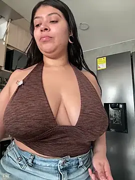 emilyjohanson online show from 02/06/25, 01:54