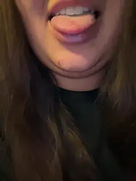 Snapshot of Jane_BBW chatting on 02/07/25, 02:37 Jane BBW online show from 02/07/25, 02:37