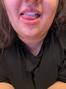 Snapshot of Jane_BBW chatting on 02/25/25, 04:57 Jane BBW online show from 02/25/25, 04:57