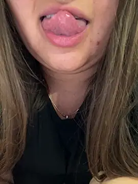 Snapshot of Jane_BBW chatting on 09/14/25, 03:11 Jane BBW online show from 09/14/25, 03:11