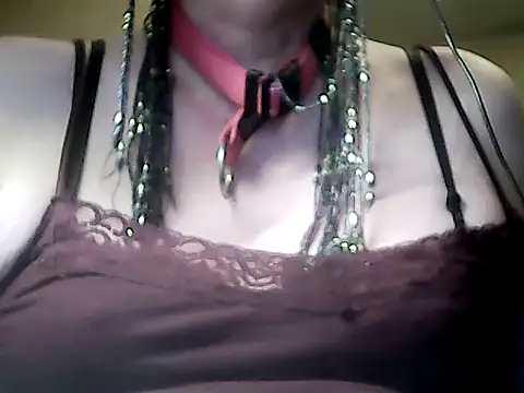 sissy sarah69 online show from 09/14/25, 02:05