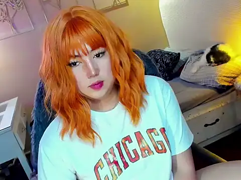 HOTnWILDalice online show from 03/13/25, 09:32