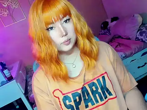 HOTnWILDalice online show from 10/11/25, 08:46