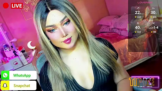 HOTnWILDalice online show from 10/30/25, 01:29