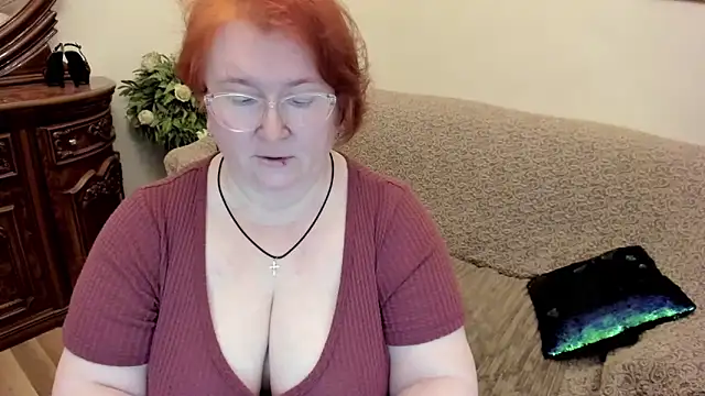 Snapshot of leiamillersonn chatting on 05/13/26, 05:54 leiamillersonn online show from 05/13/26, 05:54